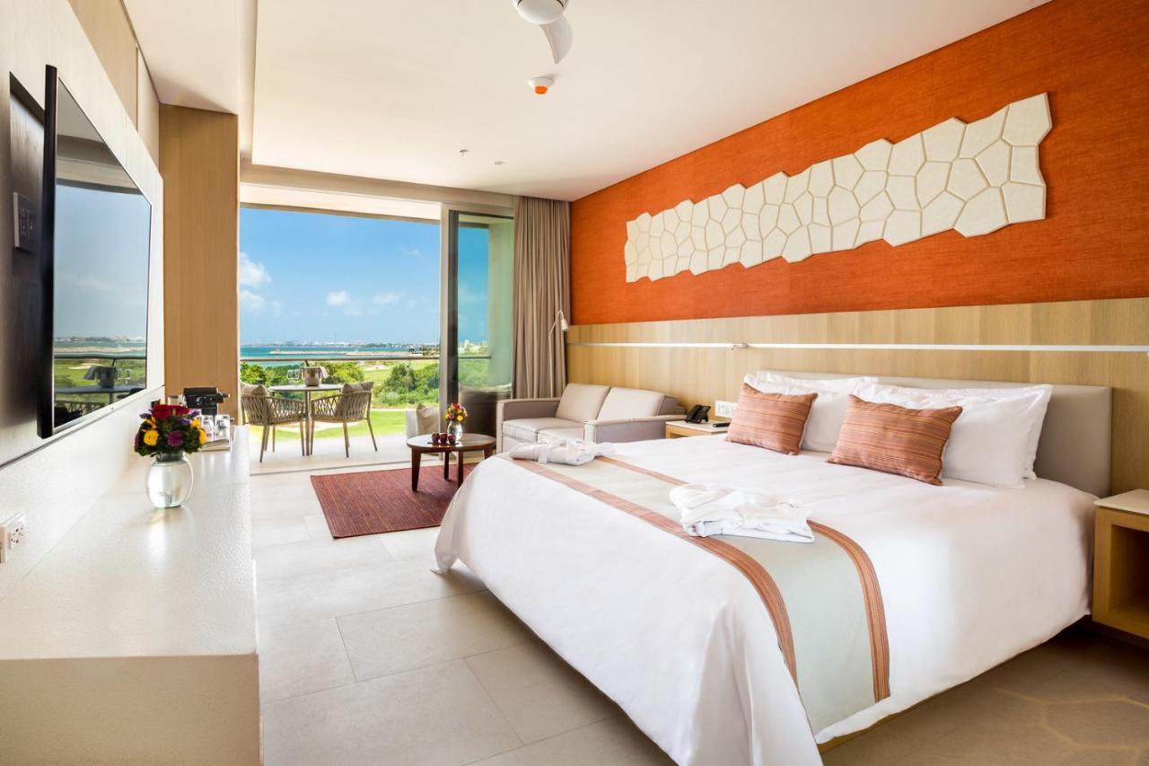 Quarto Deluxe com Cama King-size - Vista do Mar e Campo de Golfe