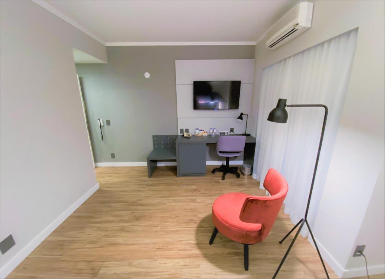 Quarto Superior com 2 Camas de Solteiro