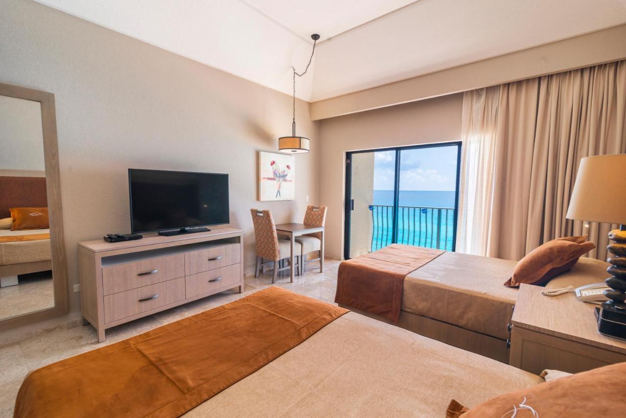 Junior Suite BeachFront,1089074203:JPEG