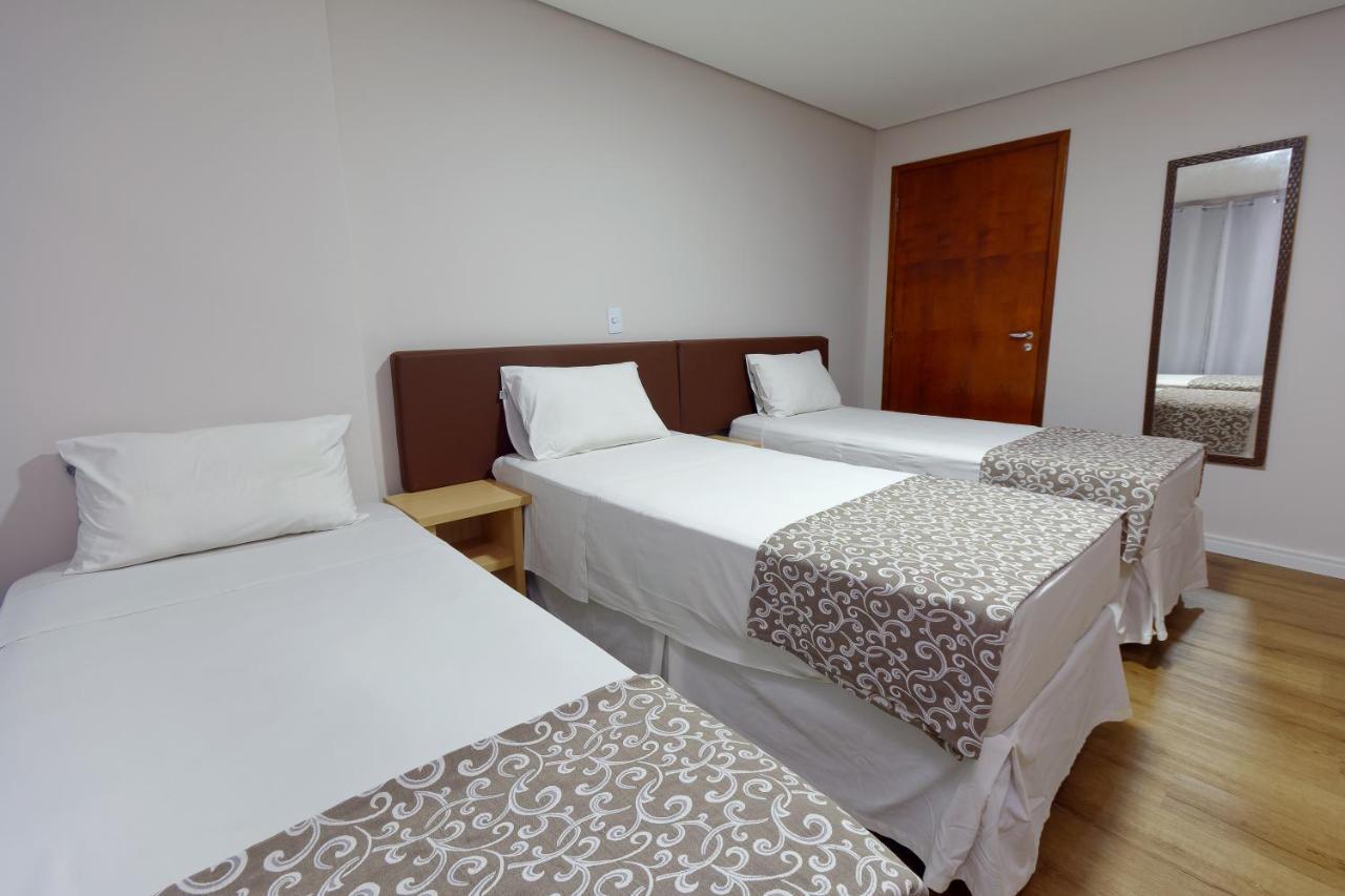 Quarto Triplo Standard