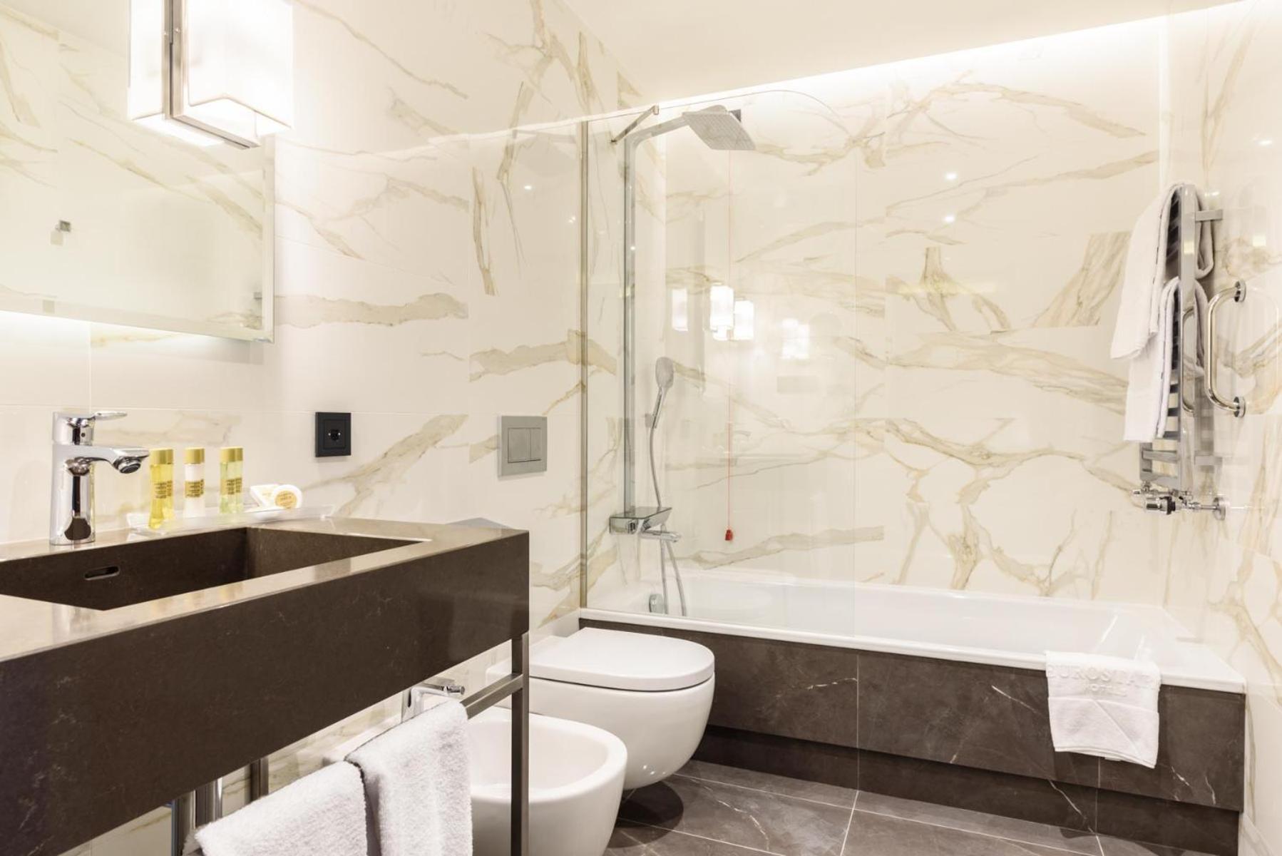 Deluxe Double or Twin Room,1215926863:JPEG