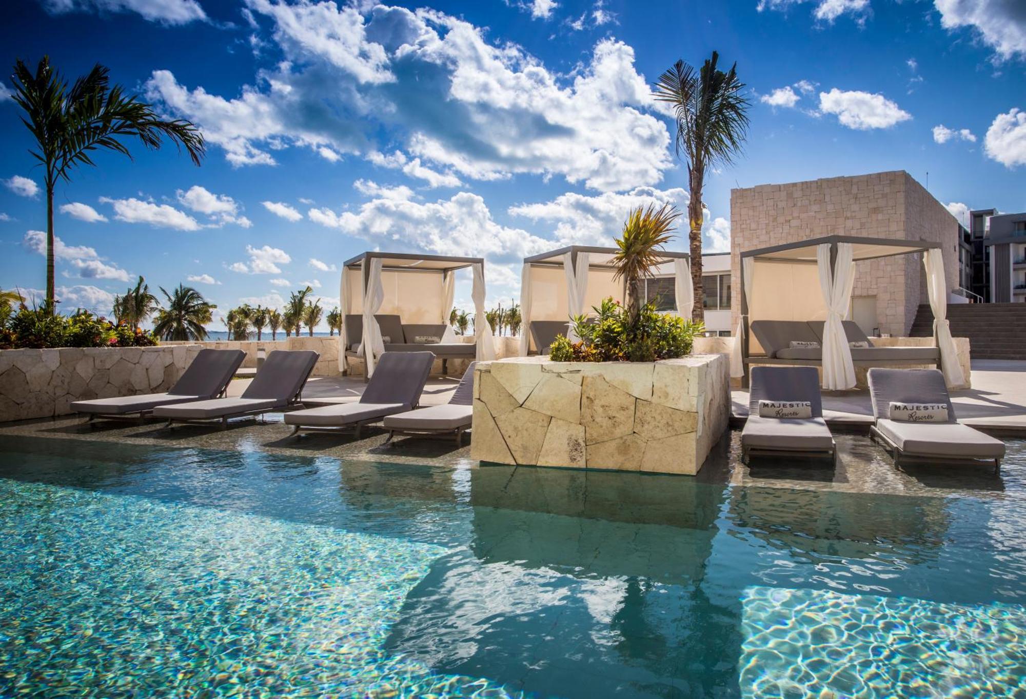 Suíte Júnior Majestic Elegance VIP com Acesso Direto à Piscina e Wi-Fi Gratuito - Apenas Adultos (Maiores de 18 Anos)