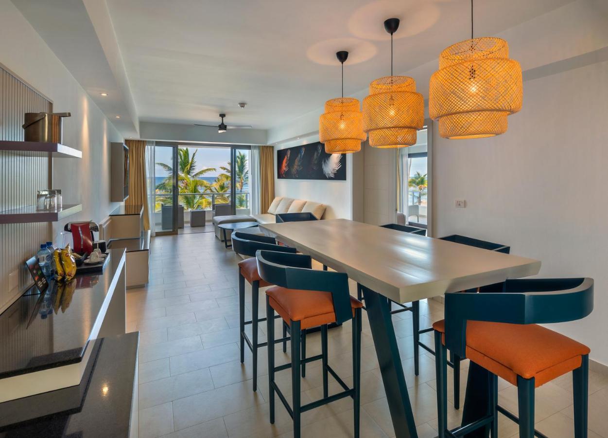 Suíte Presidencial VIP Diamond Luxo de 1 Quarto de Frente para o Mar com Acesso Direto à Piscina