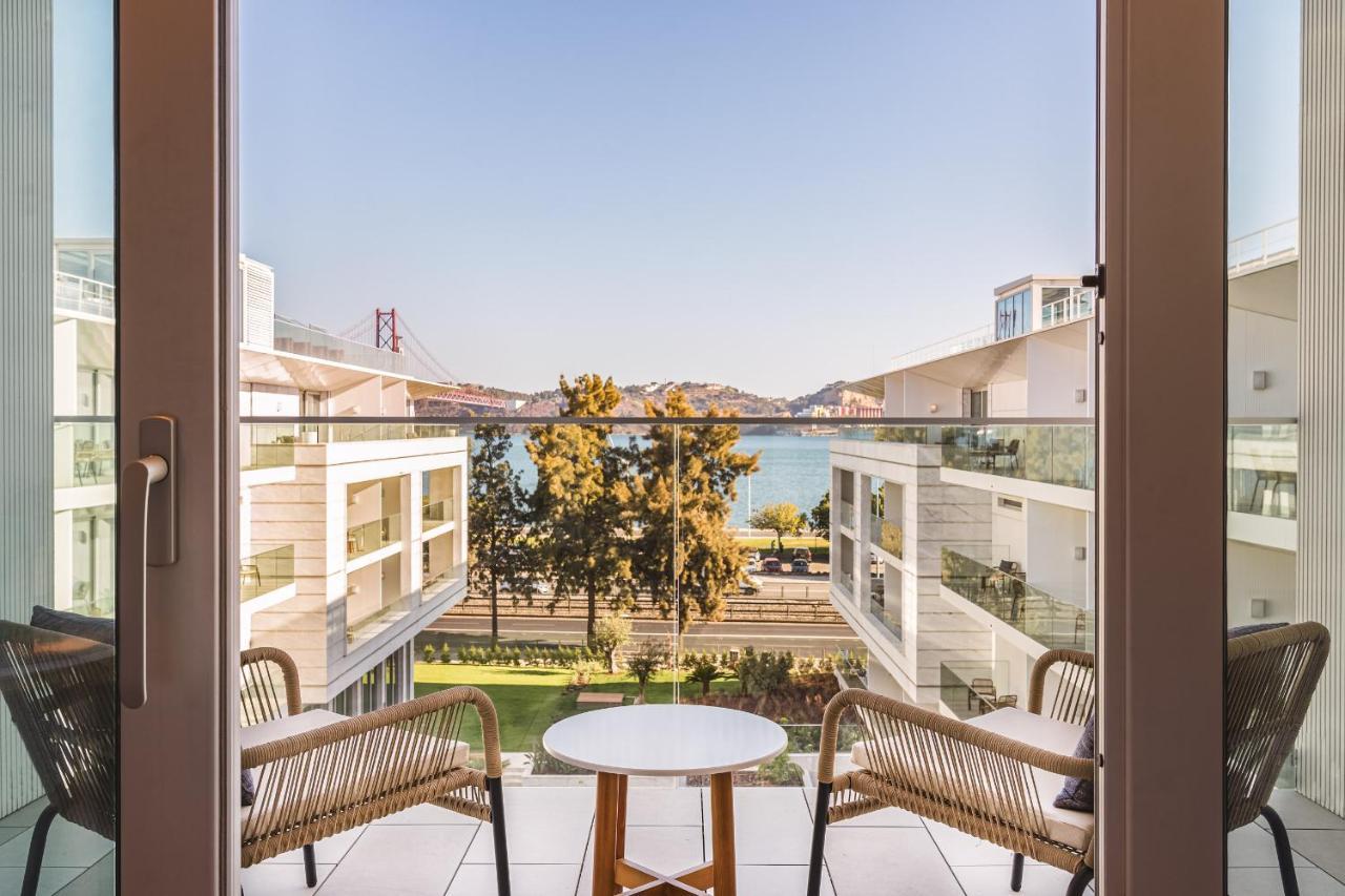 Quarto Standard com Cama Queen-size e Vista do Rio