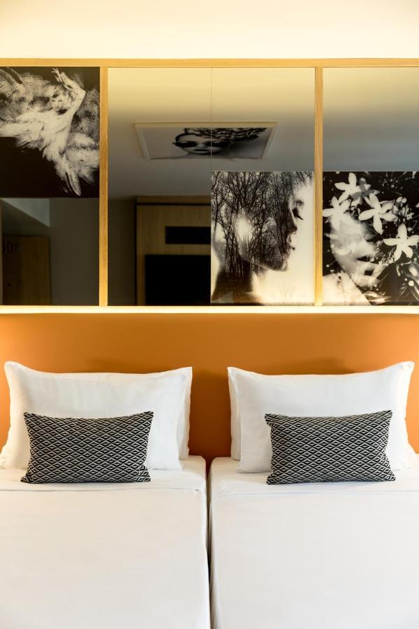 Quarto Prestige com 2 Camas de Solteiro