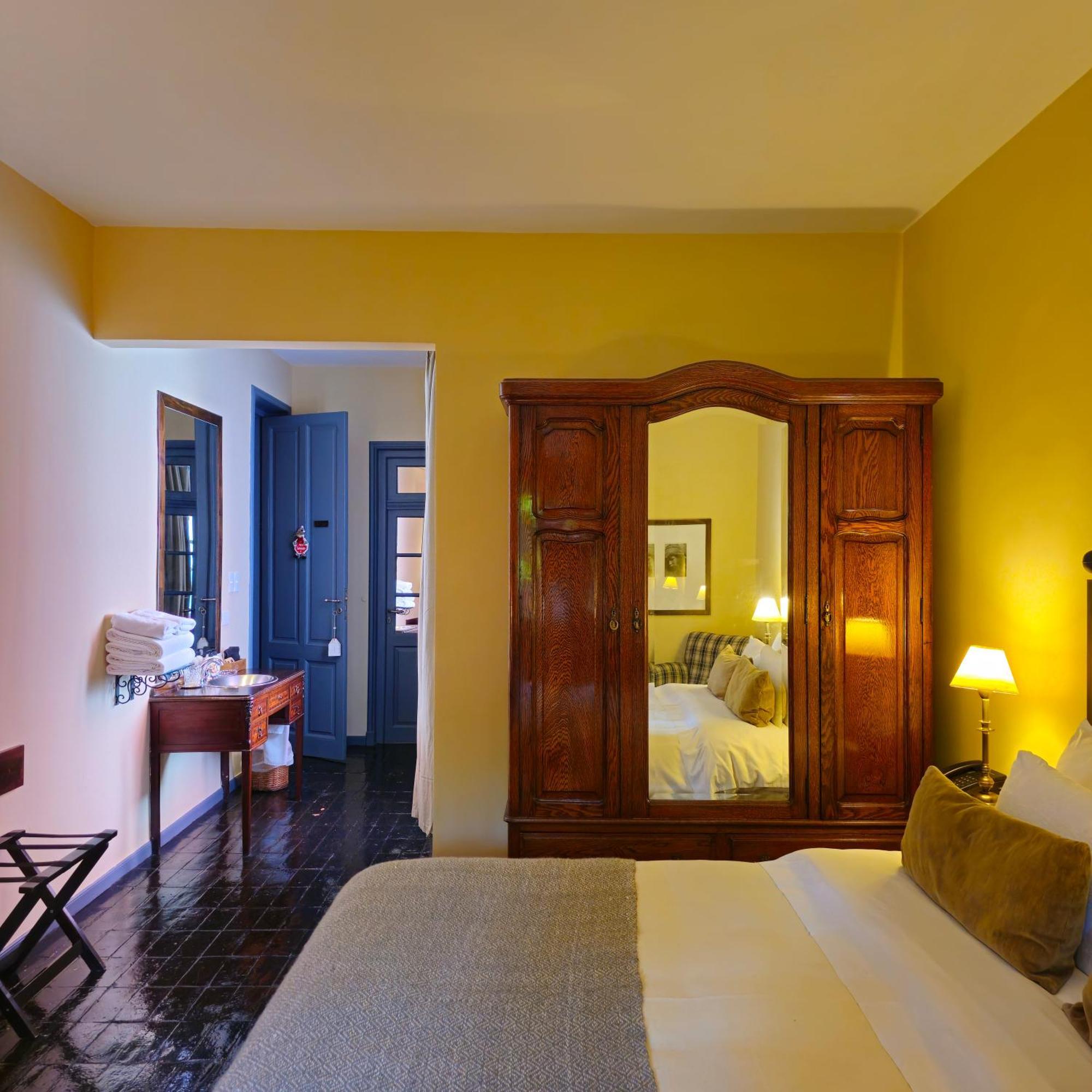 Deluxe Double Room,1499838703:JPEG