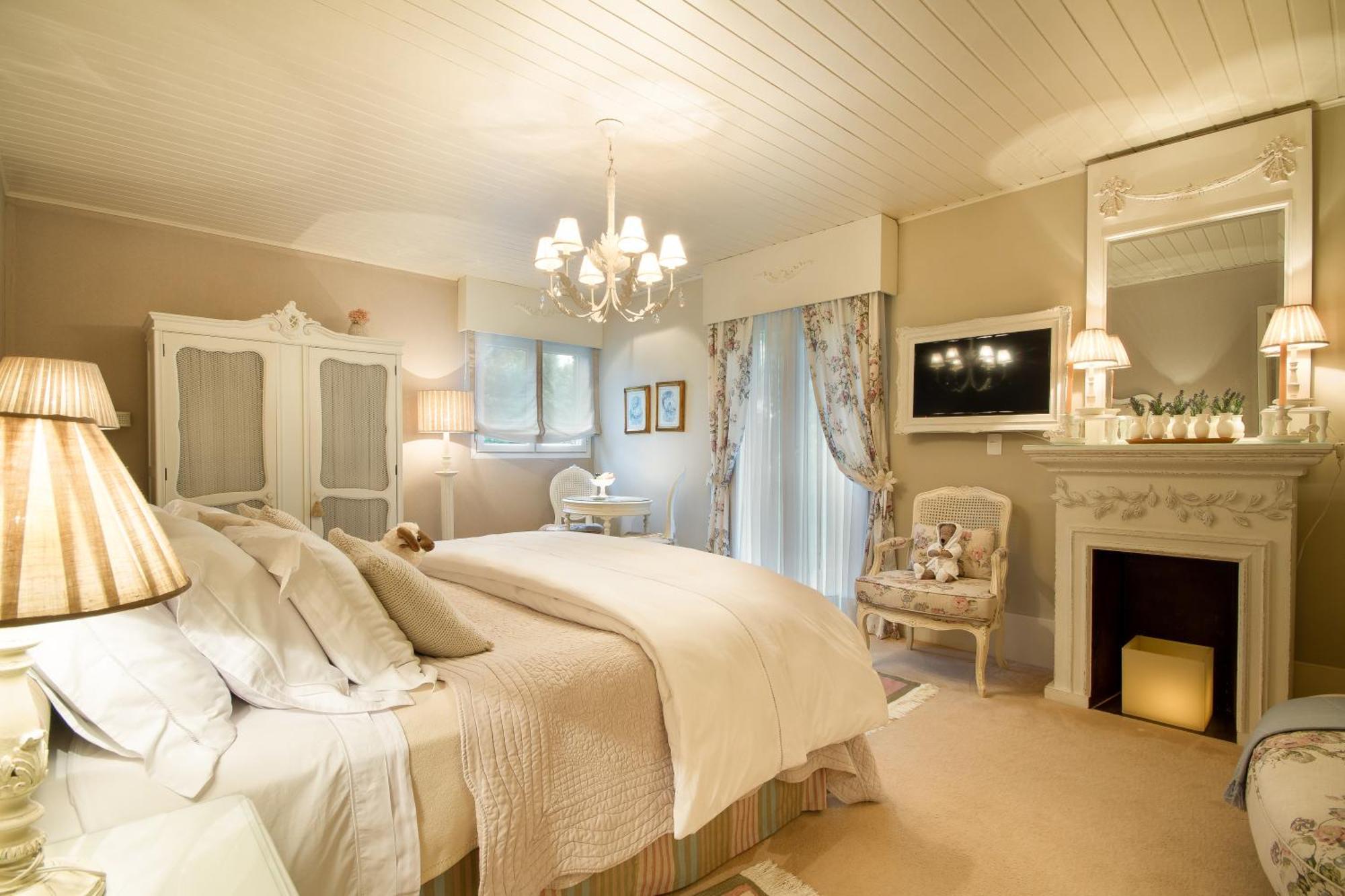 Suite,1500629524:JPEG