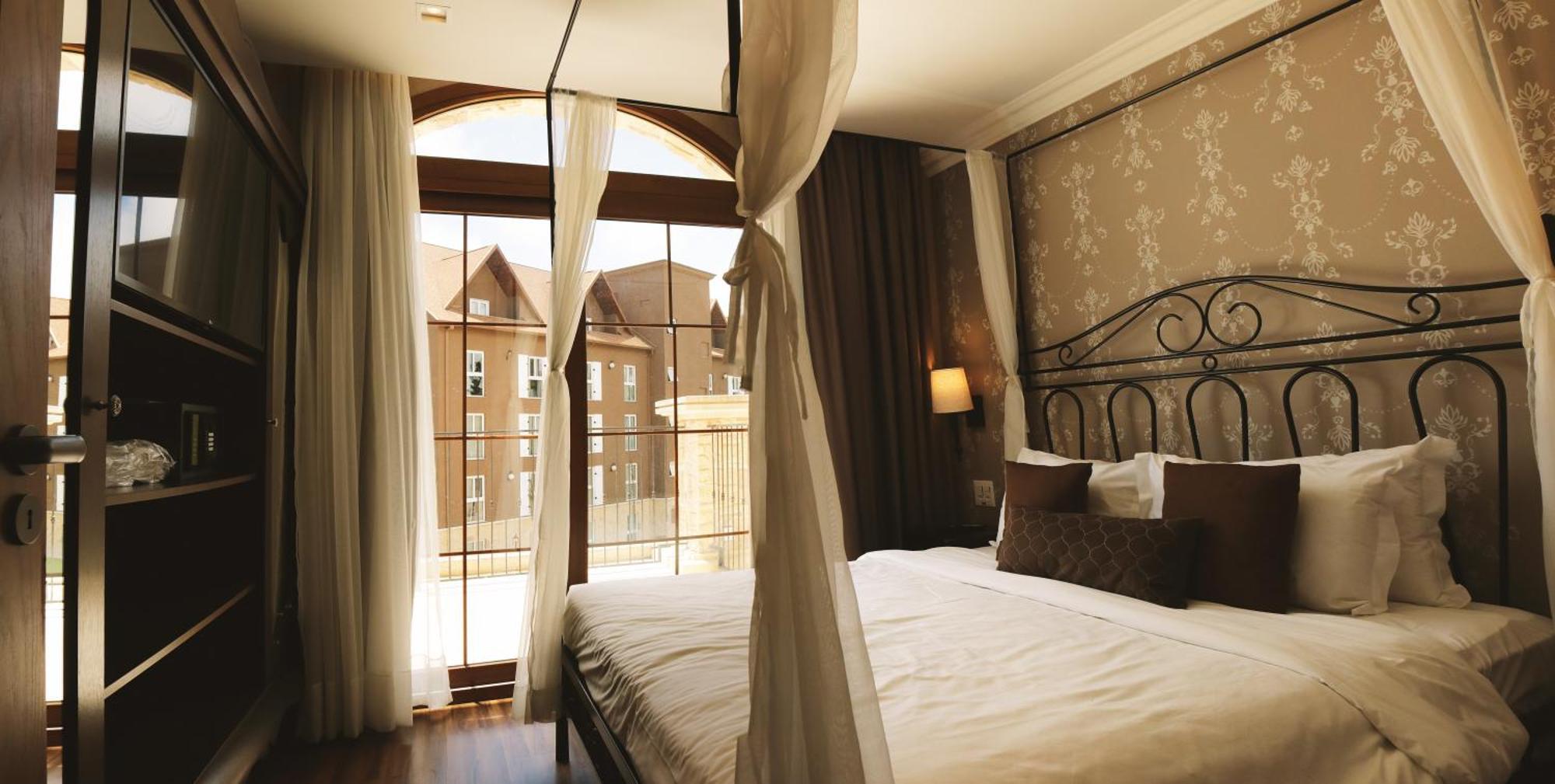 Deluxe Suite,1515125587:JPEG