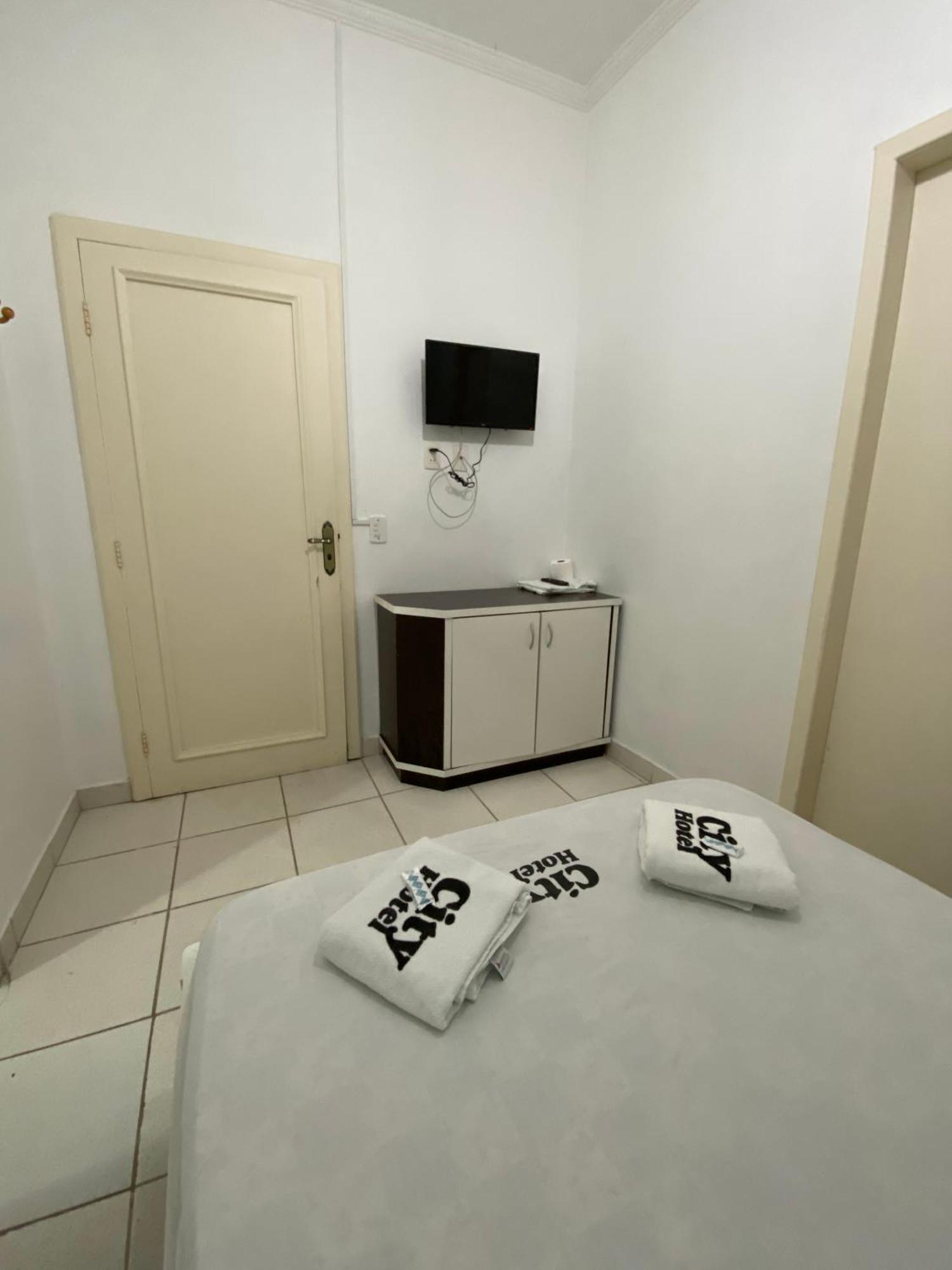 Quarto Duplo
