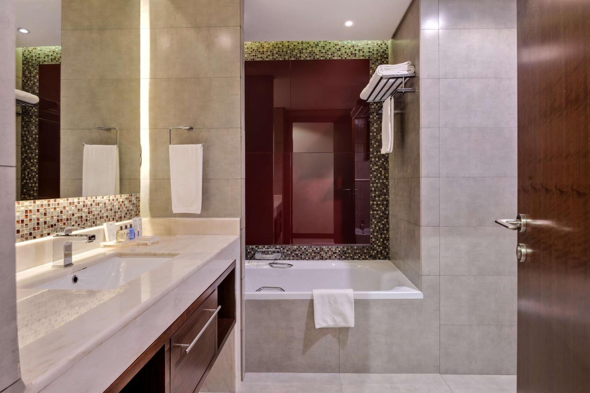 Standard Room with Downtown View