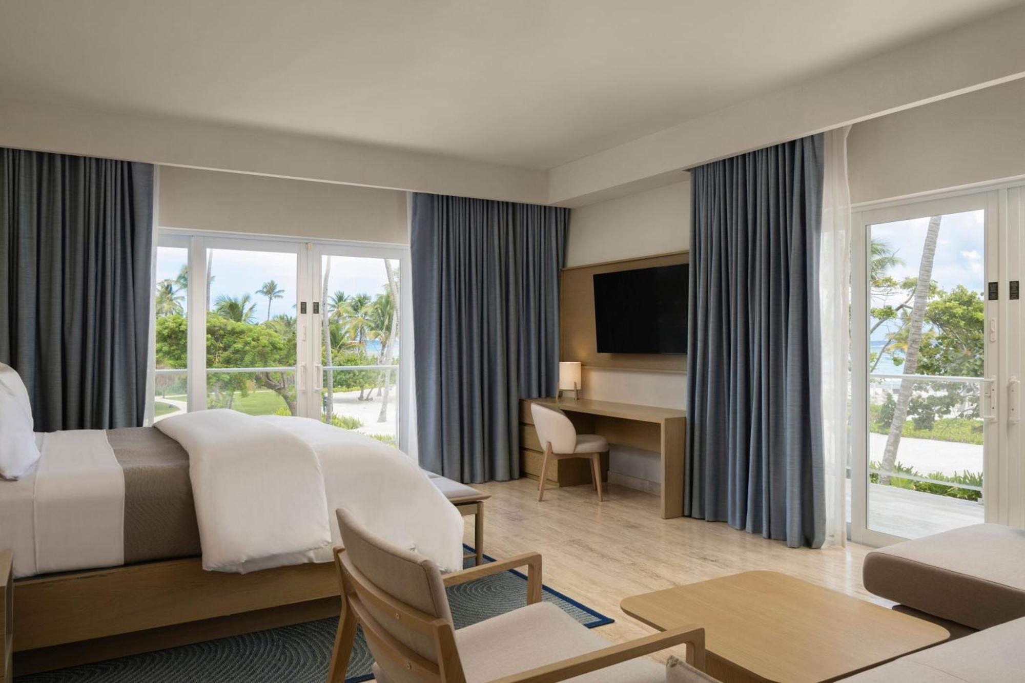 Suíte Júnior com Cama King-size e Vista do Mar