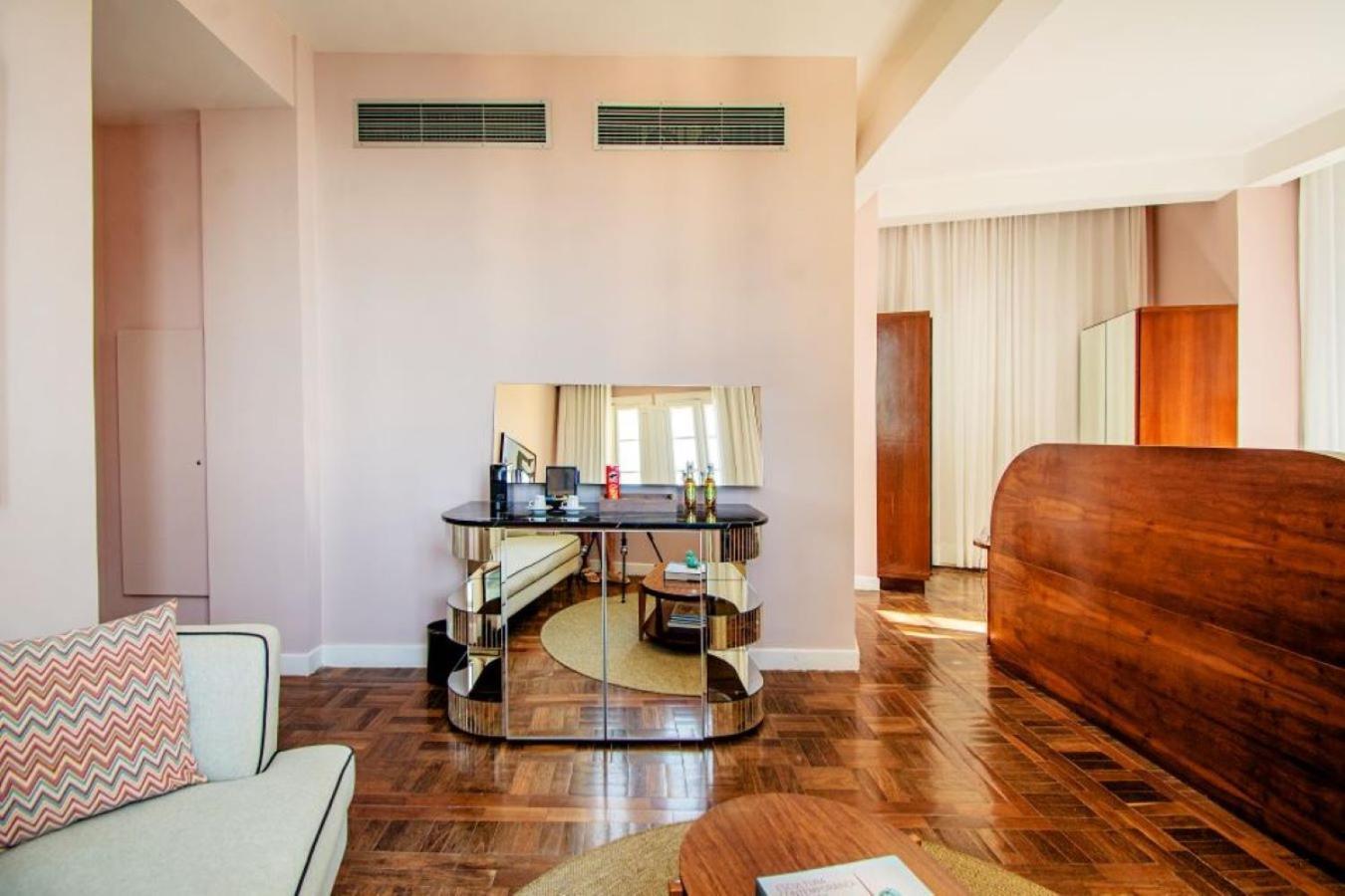 Deluxe Suite,1571360627:JPEG