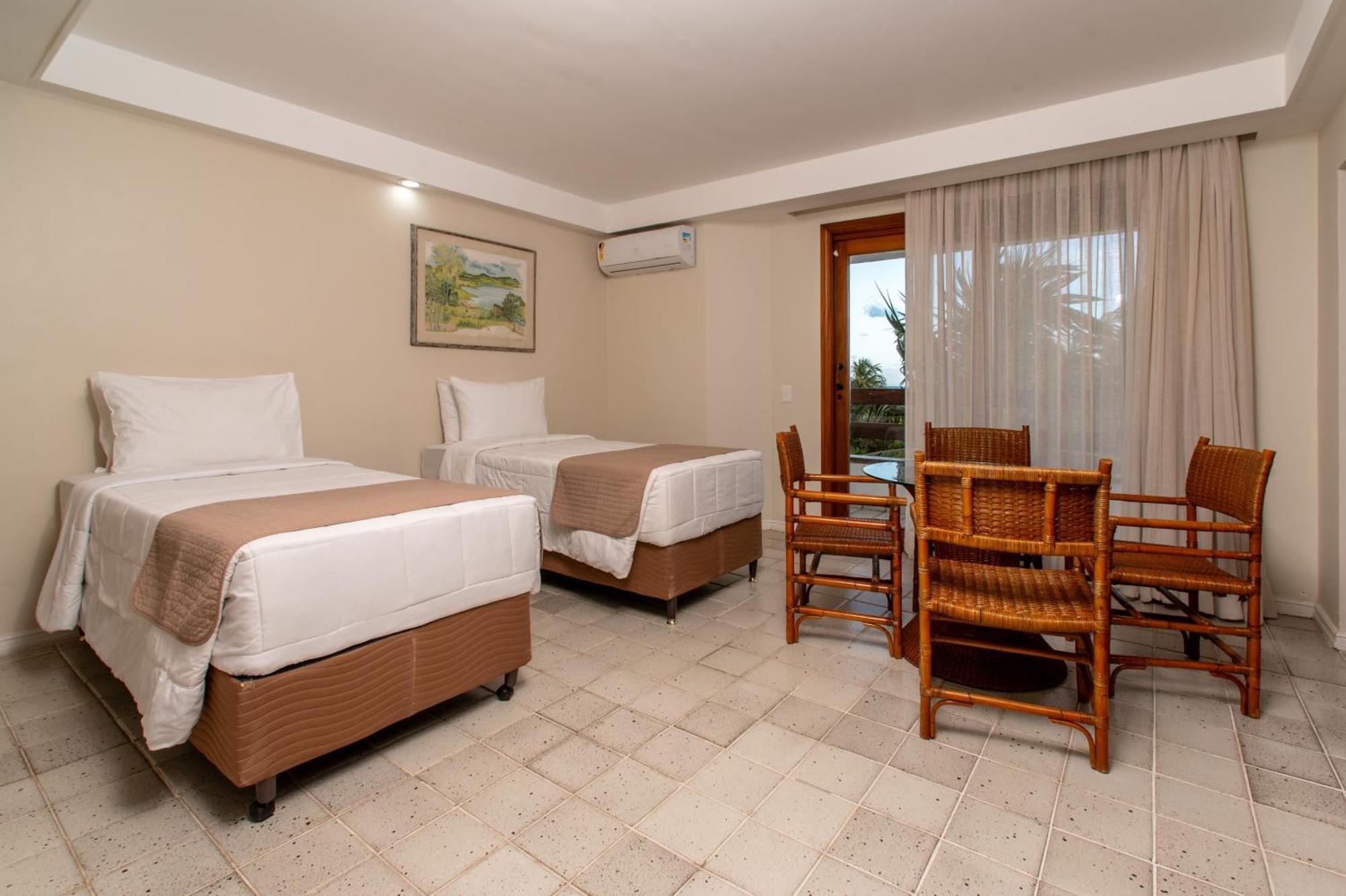 Apartamento família superior de 2 andares com varanda, sala de estar e vista do mar