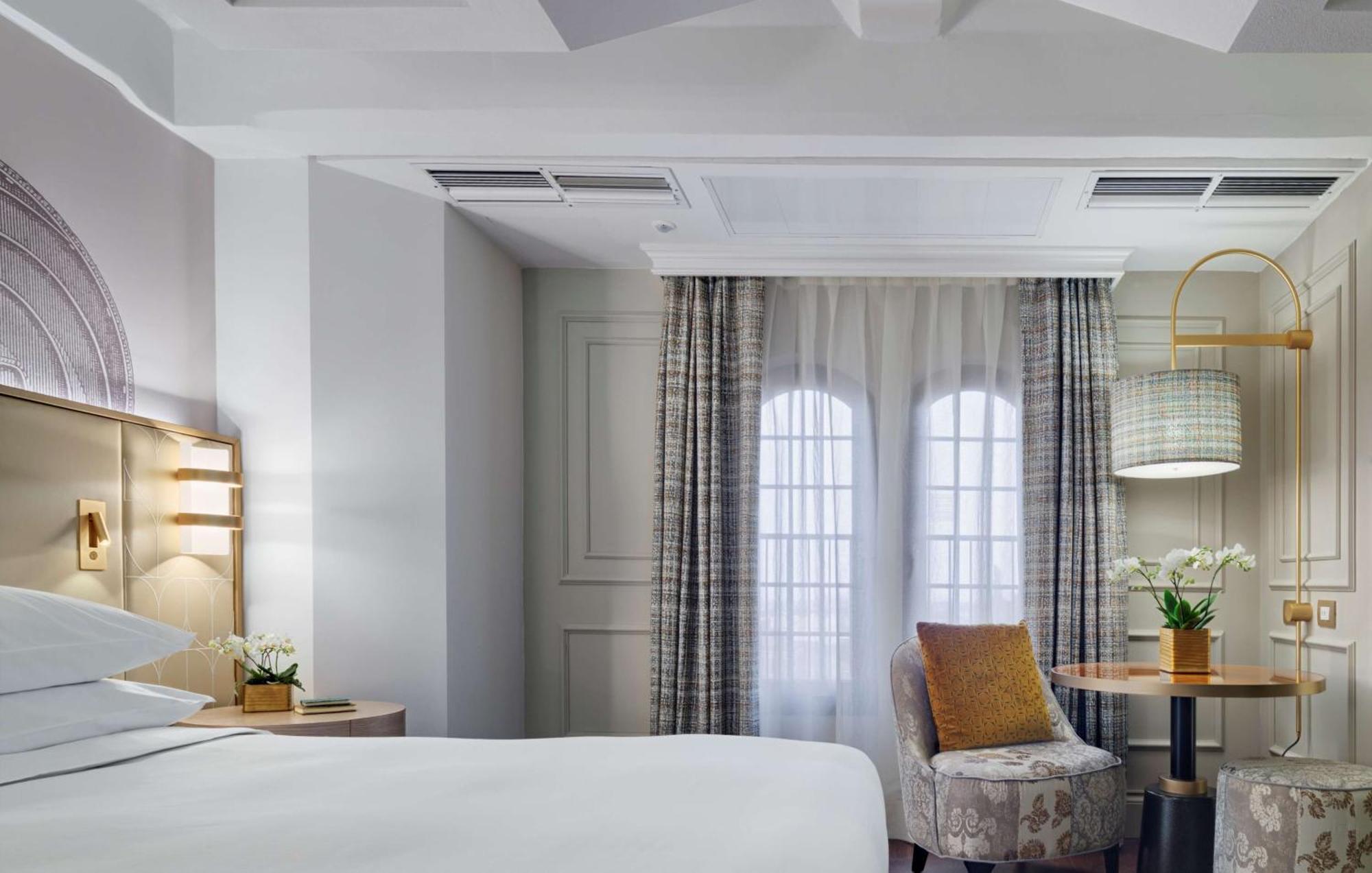 Quarto Deluxe com Cama King-size