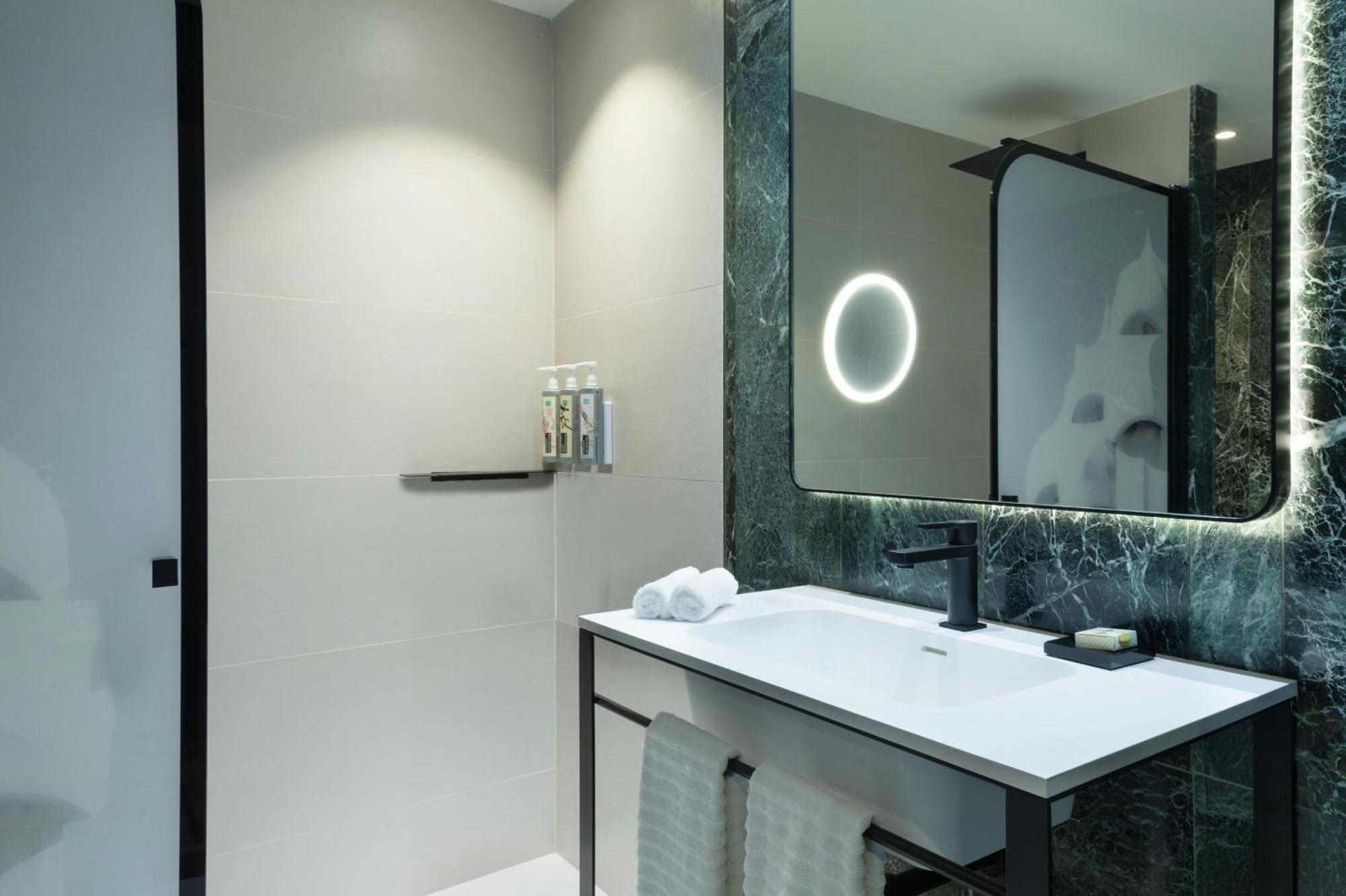 Urban Essential King Room