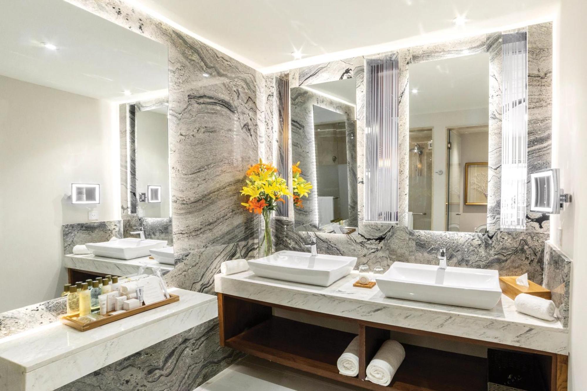 Preferred Club Junior Suite Private Pool King