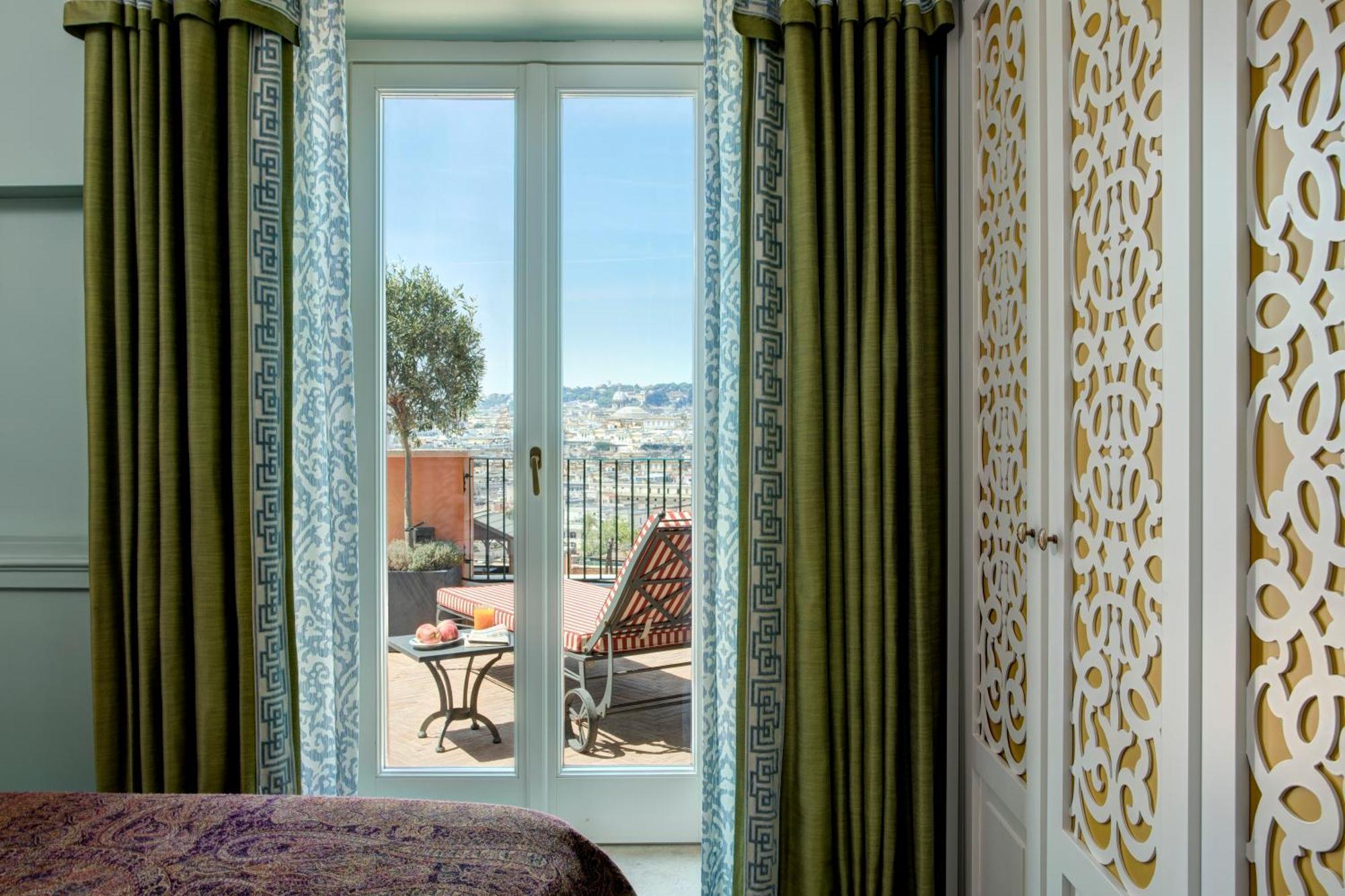 Quarto Deluxe com Cama de Casal ou 2 de Solteiro e Vista Panorâmica