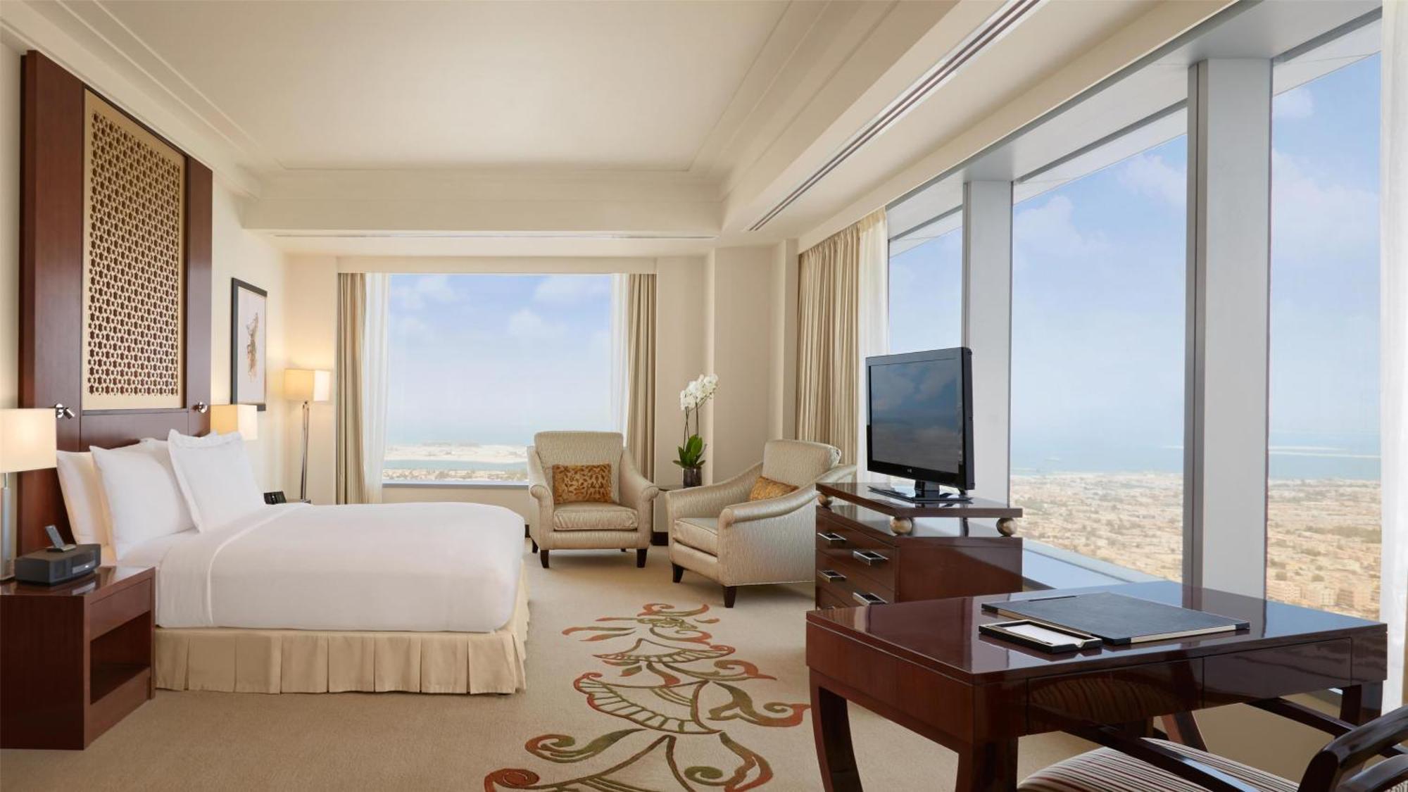 Executive King Suite Lounge Access,1697998617:JPEG