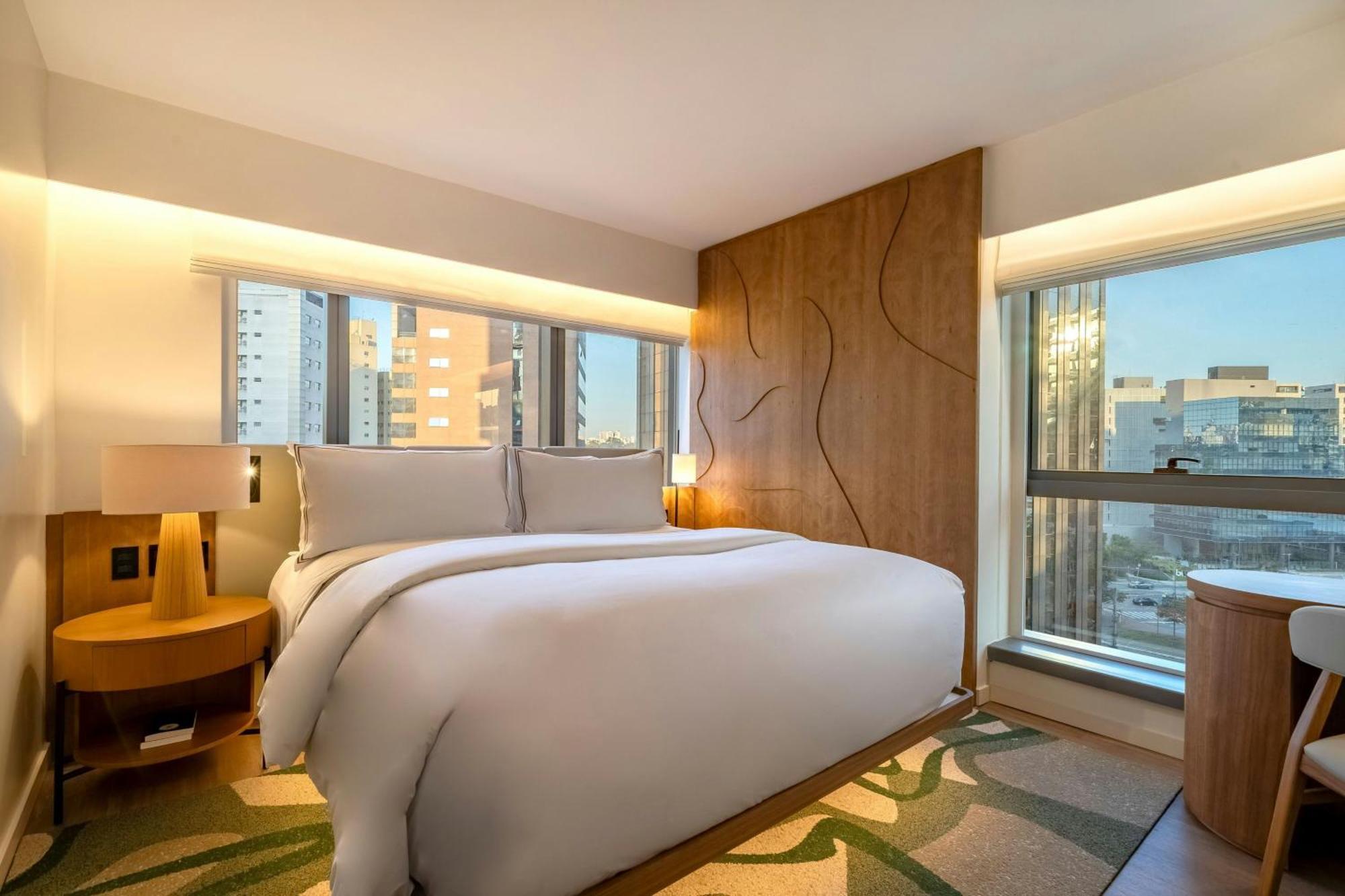 Quarto King Premium de Canto
