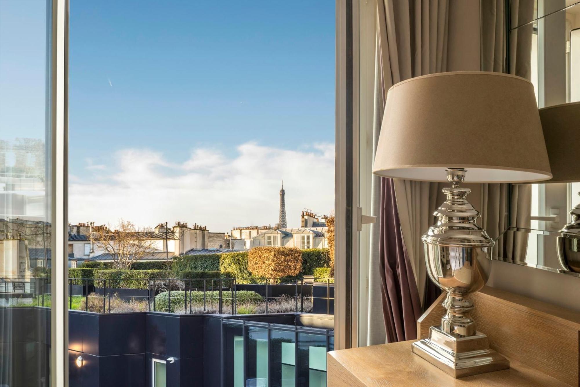 Quarto Deluxe com Vista Torre Eiffel