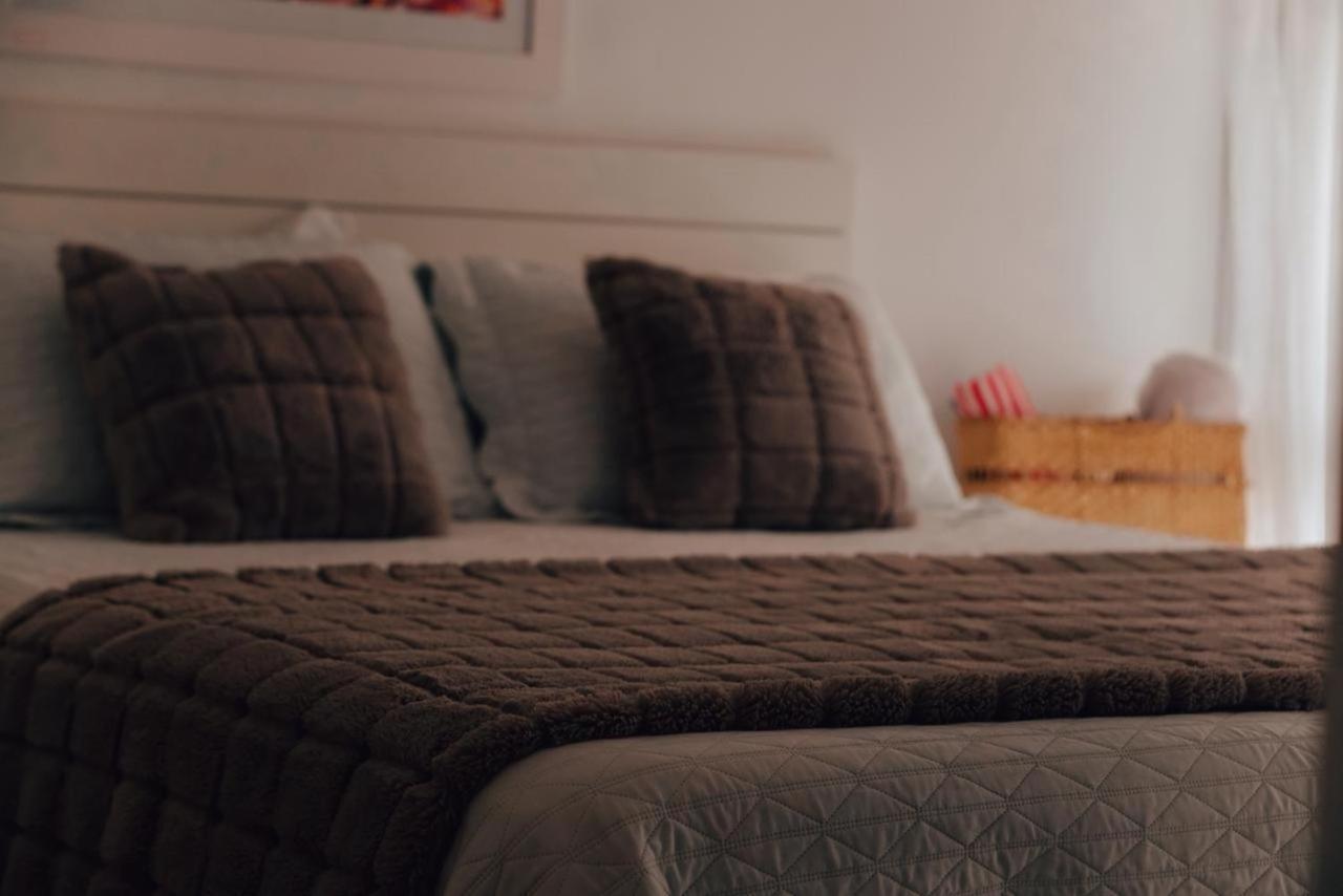 Standard Suite,1743448629:JPEG