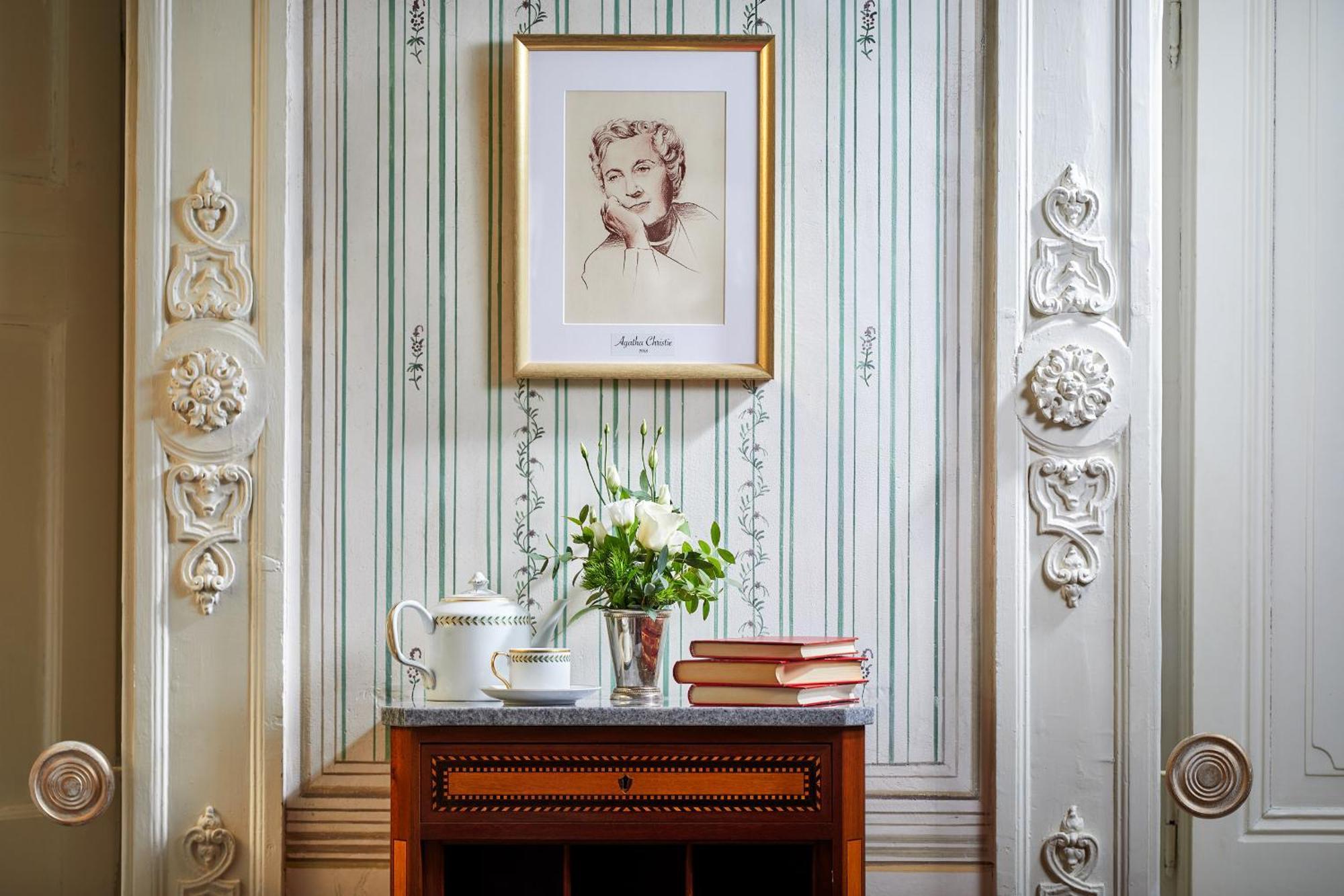 Suite Signature