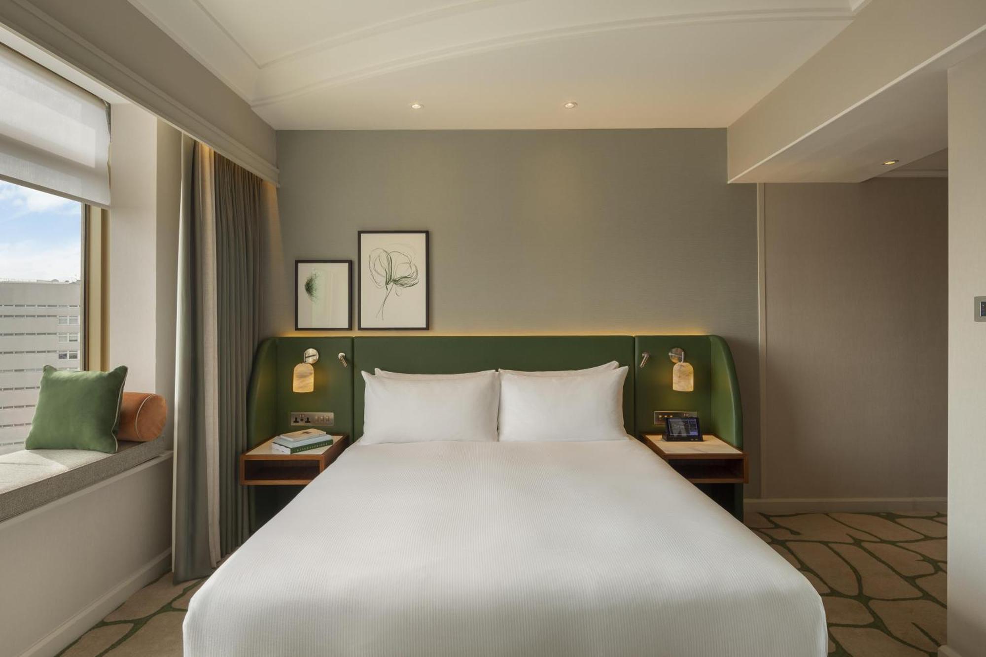 Quarto com Cama Queen-size