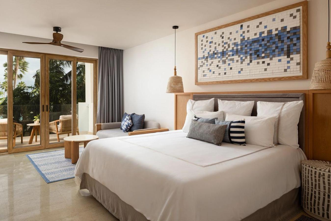 Suíte Júnior com Cama King-size e Vista do Jardim