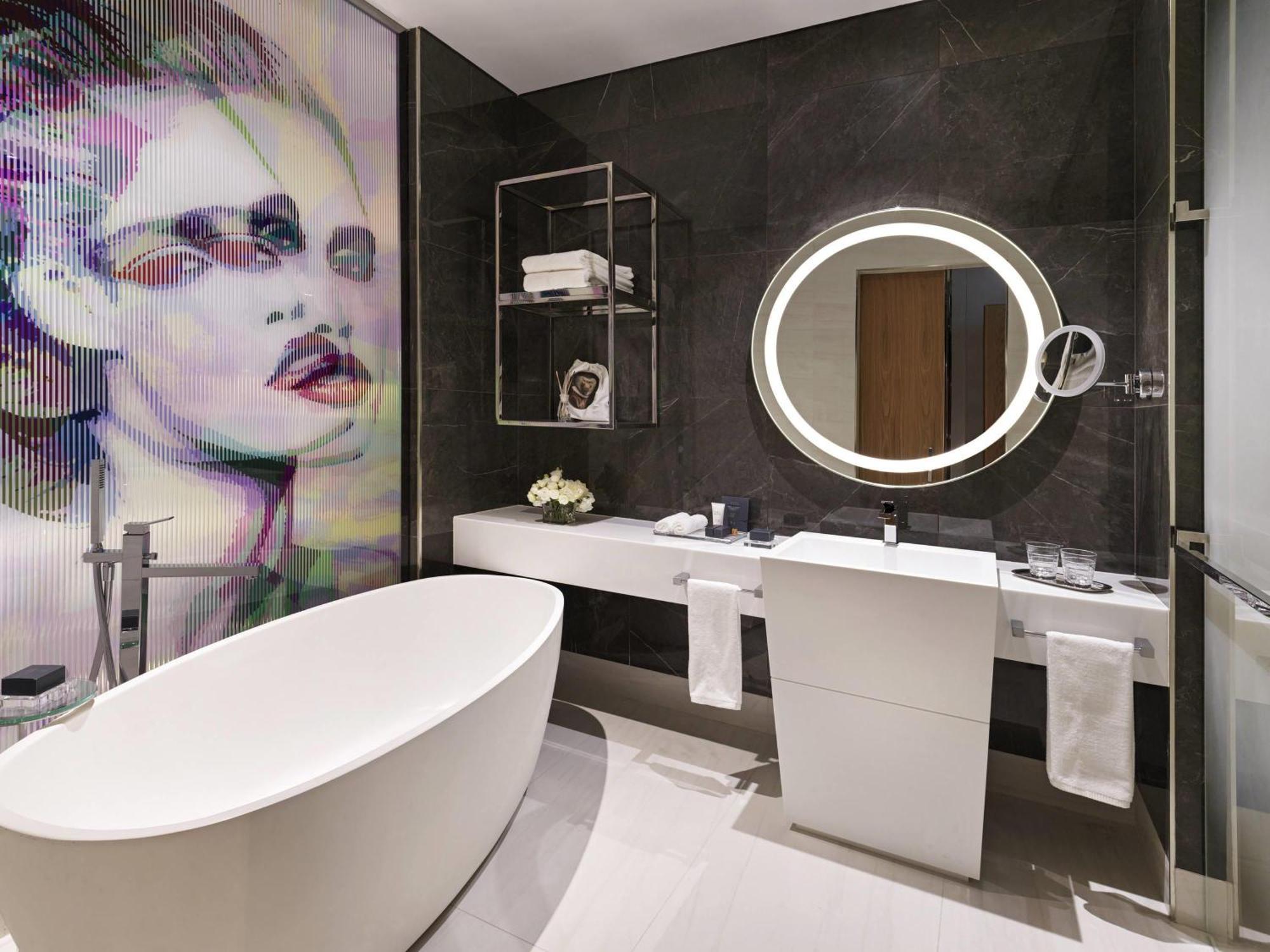Quarto Signature com Cama King-size e Vista da Cidade