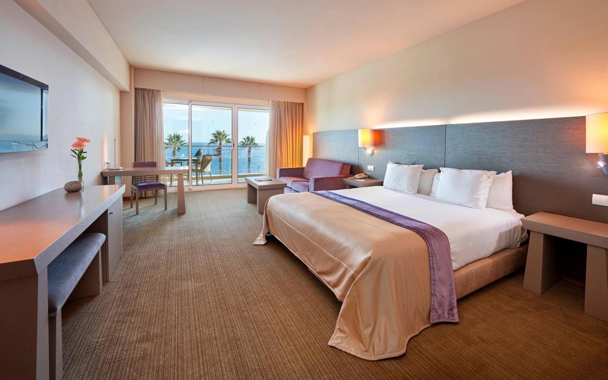 Quarto Melia com Vista Mar
