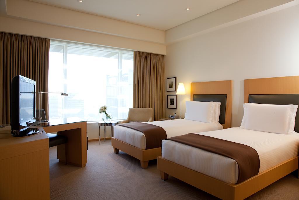 Quarto com 2 Camas de Solteiro