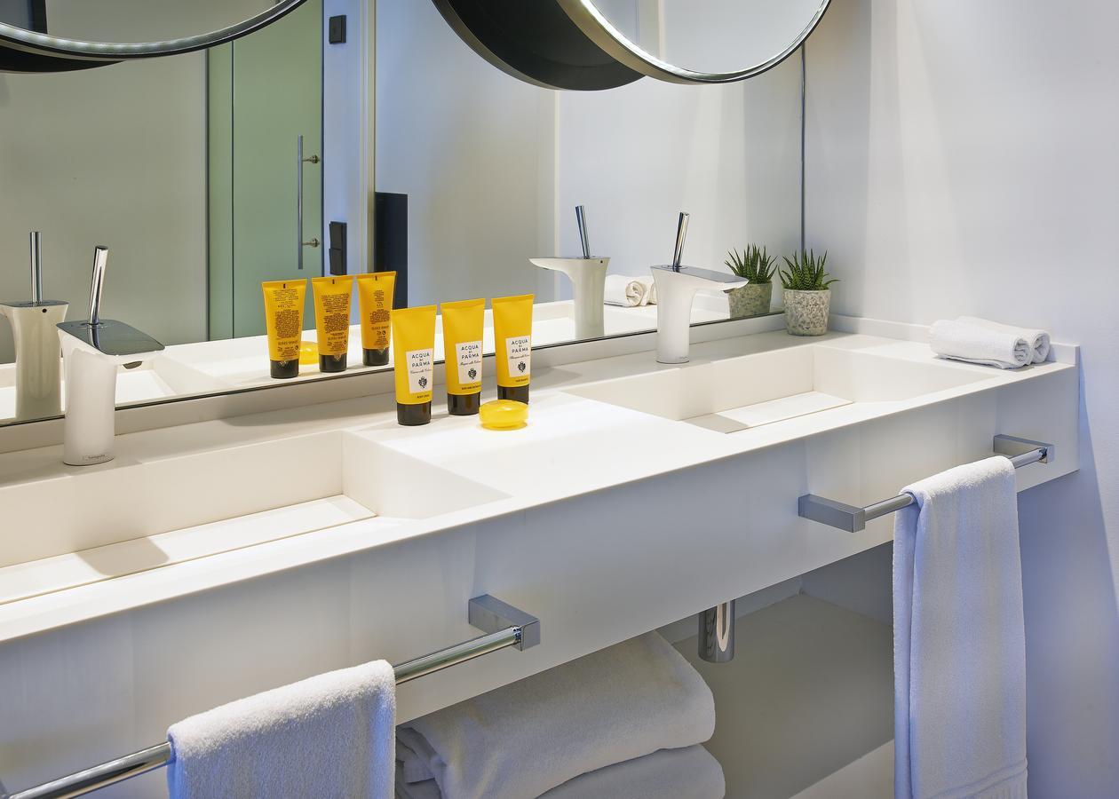 Suite with Sea View,665029905:JPEG