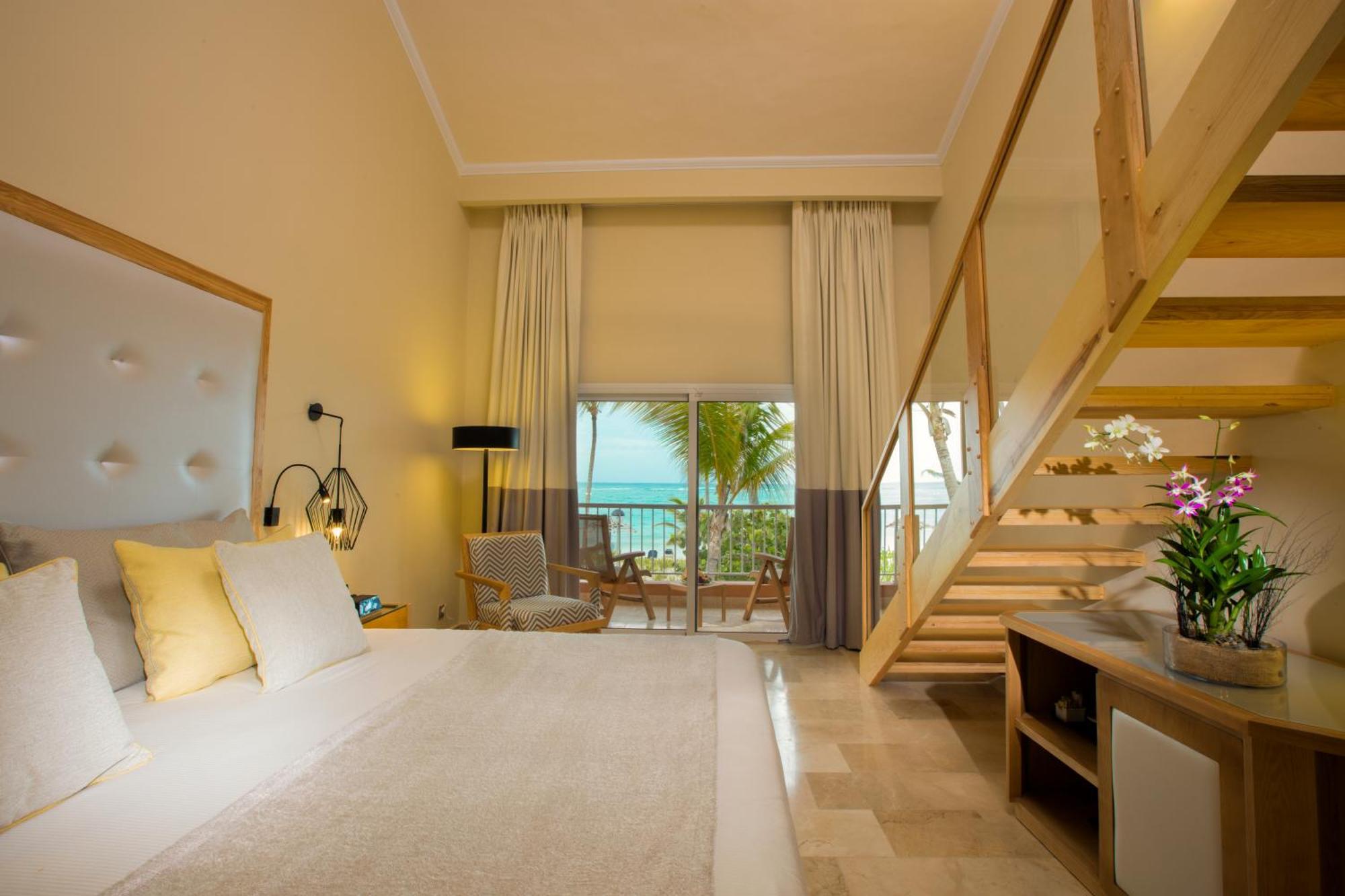 Suíte Loft ao Lado da Praia com Vista Panorâmica do Mar
