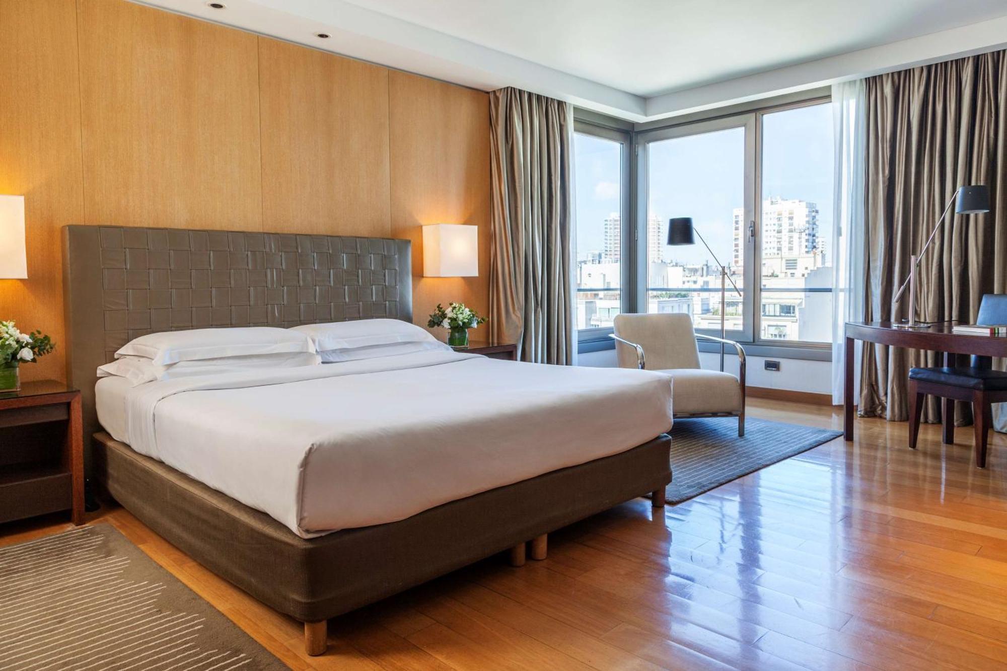 Quarto Deluxe com Cama King-size