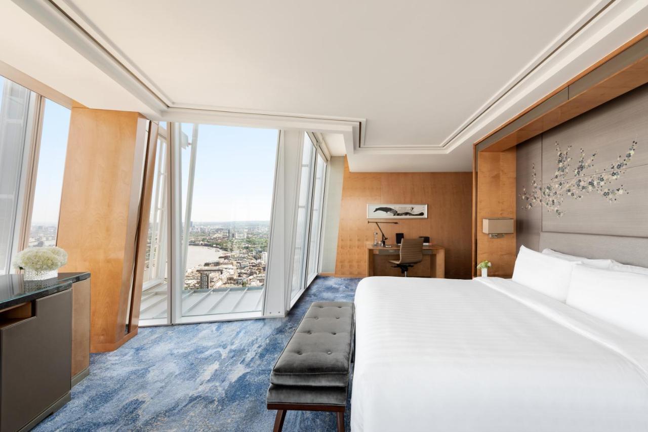 Quarto com Cama King-size Iconic e Vista da Cidade