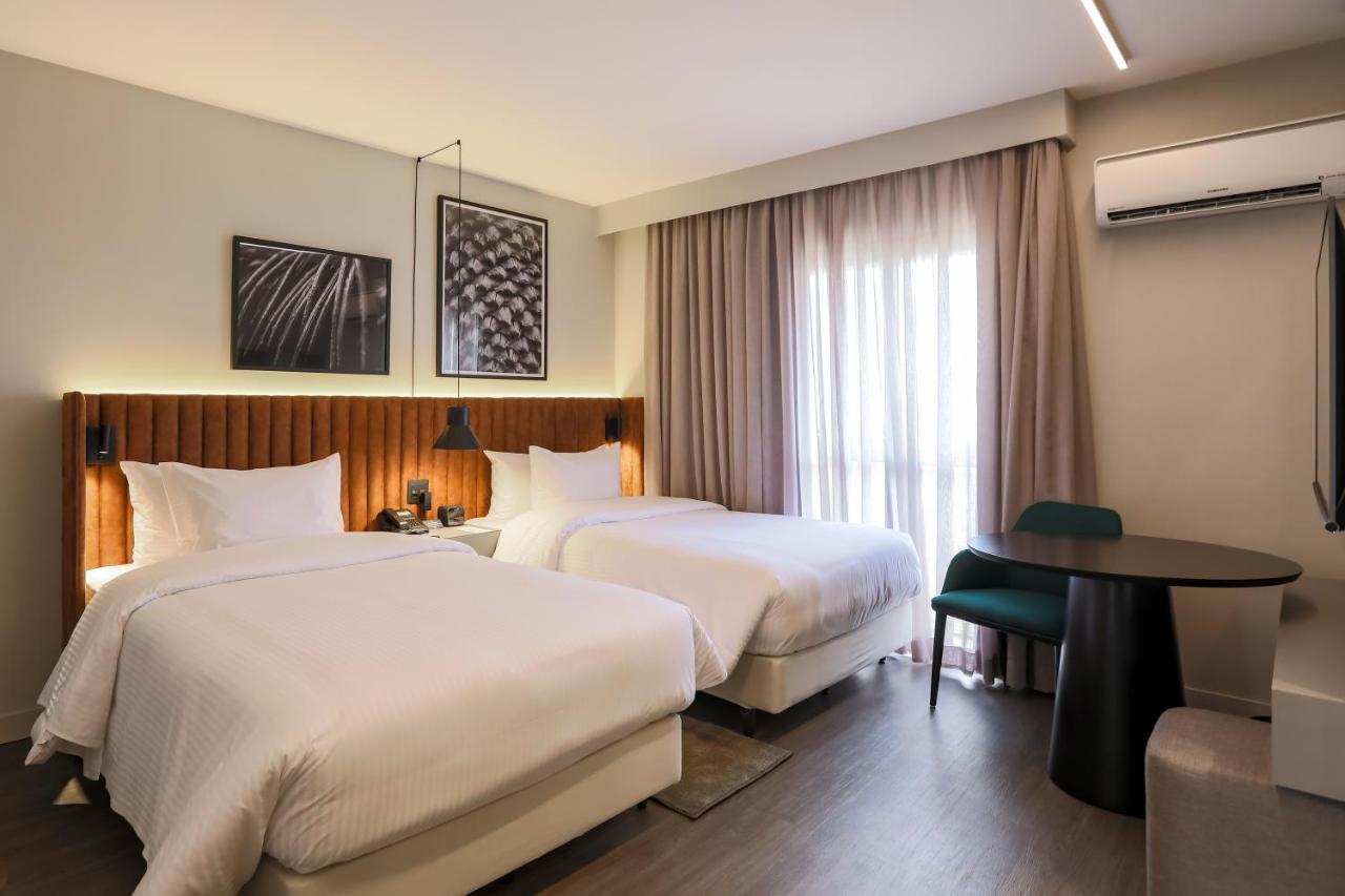 Quarto Deluxe com 2 Camas de Solteiro