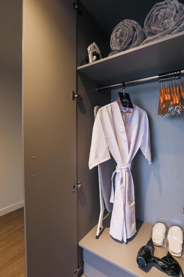 Quarto com Cama King-size