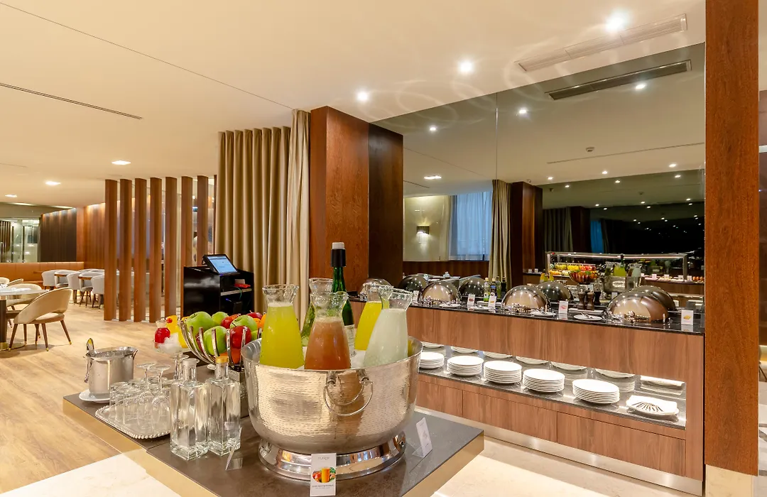 Turim Boulevard Hotel (Adults Only)-1