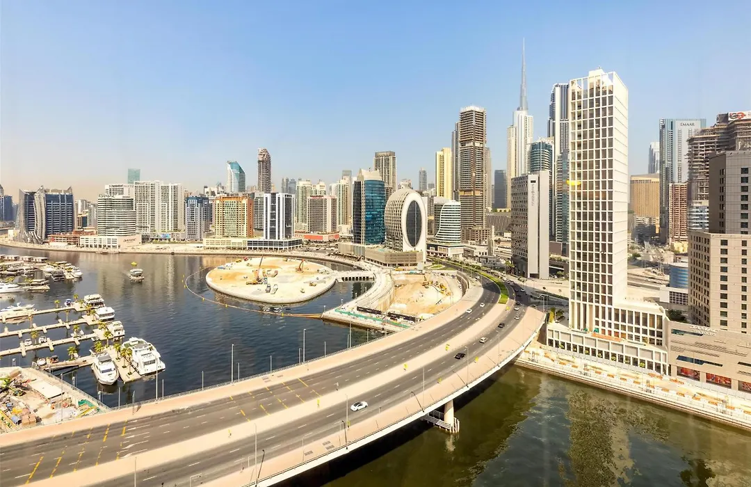 Radisson Blu Hotel, Dubai Canal View-1