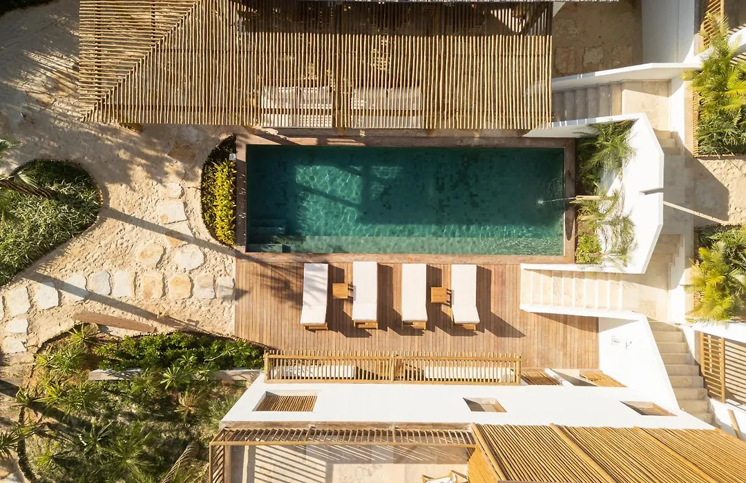 Villa Tapi-1