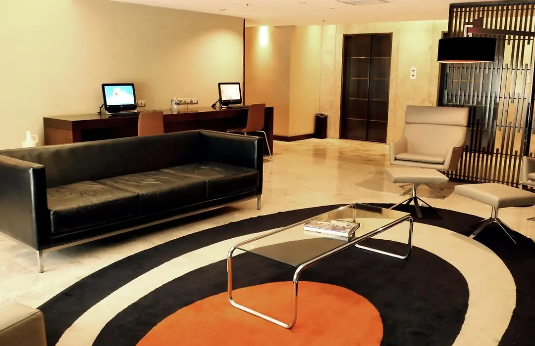 725 Continental Hotel-1