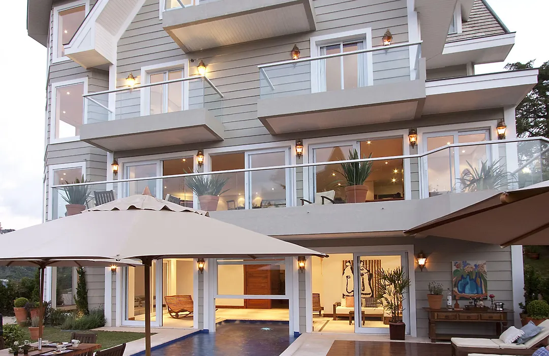 L.A.H. Hostellerie-1