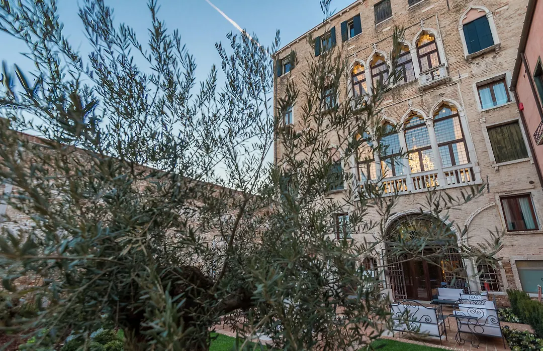 Hotel Nani Mocenigo Palace-1