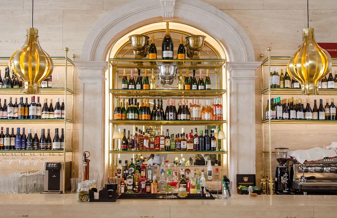 Browns Avenue Hotel-1