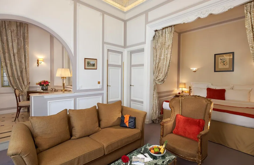 Hôtel Regina Louvre-1