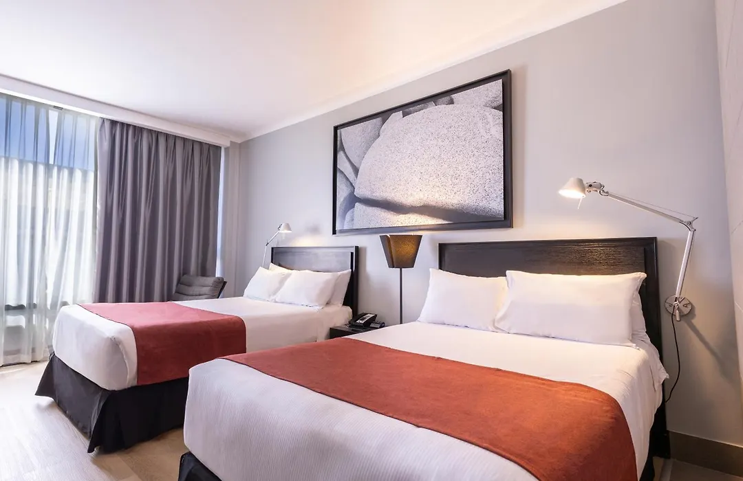 Wyndham Santiago Pettra-1