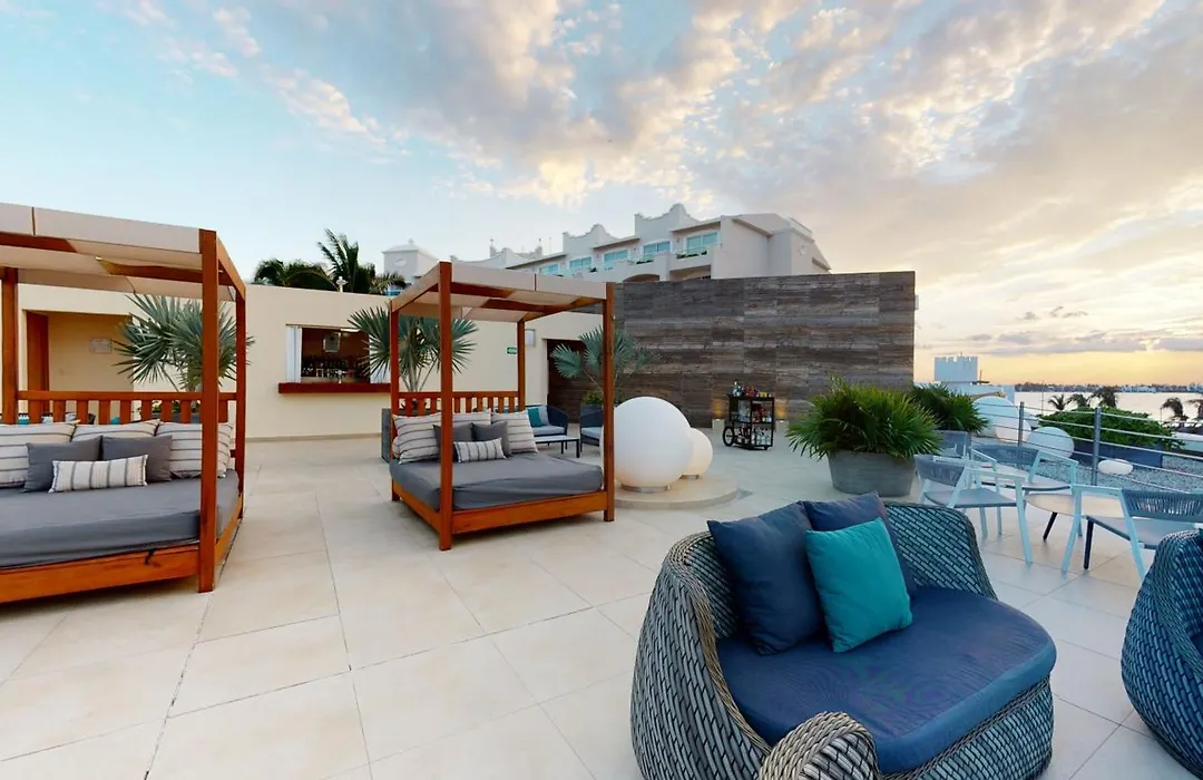 Grand Park Royal Cancun (Adults Only)-1