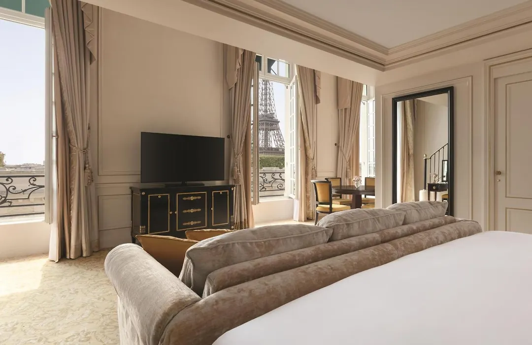 Shangri-La Paris-1