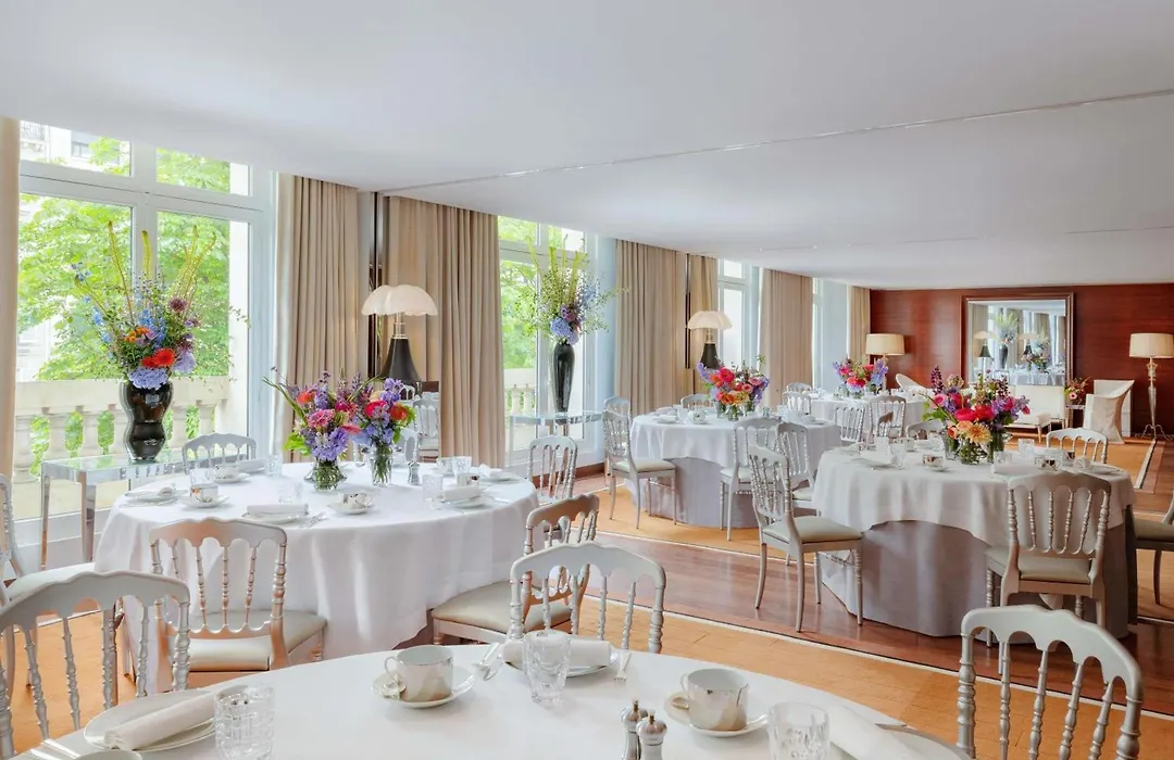 Hôtel Le Royal Monceau Raffles Paris-1