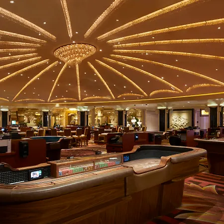 Caesars Palace Hotel & Casino-2